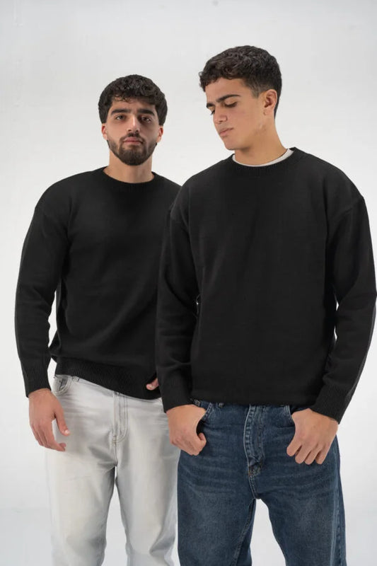 Black knitted Crewneck